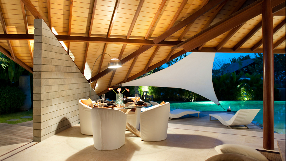 The Layar - Living room at night